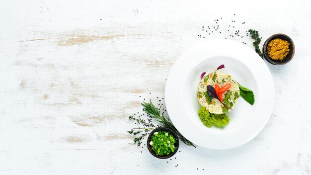 Farfurie cu mâncare proaspătă